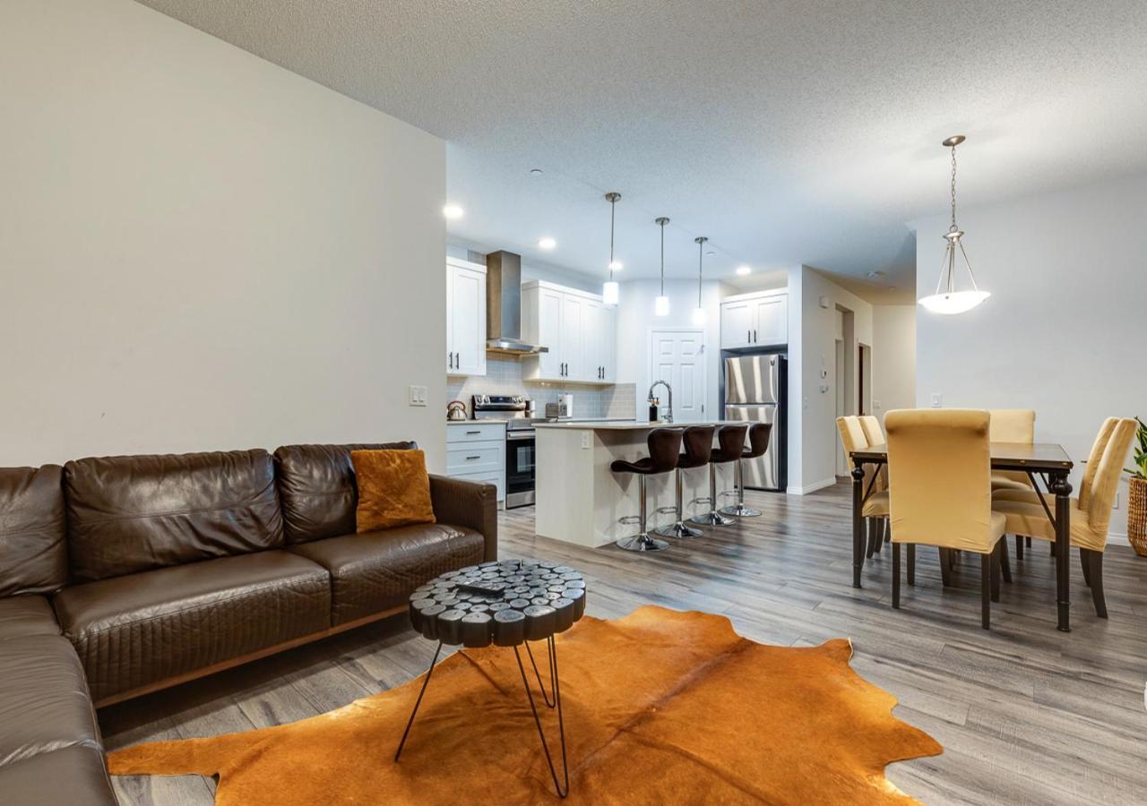 Hébergement de vacances Stylish/4bedroom/freeparking/indoorfireplace