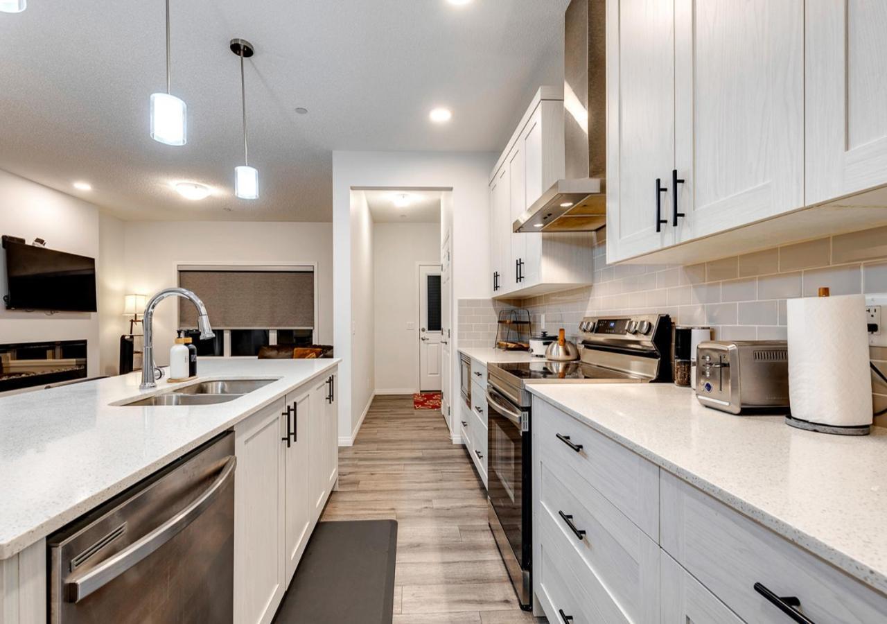 Hébergement de vacances Stylish/4bedroom/freeparking/indoorfireplace